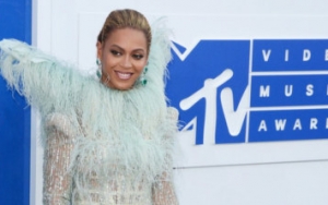 Beyonce and Blue Ivy Go Regal in 'Lion King'-Inspired Outfit at Tina Knowles' Wearable Art Gala