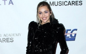 Miley Cyrus Falls Victim to Aggressive Barcelona Fan Trying to Grab and Kiss Her