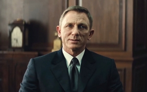 Daniel Craig Hits the Gym in Leg Cast as He Prepares to Return for 'Bond 25' Filming