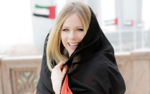 Avril Lavigne Attacked by Christian Fans for 'I Fell in Love with the Devil' Single