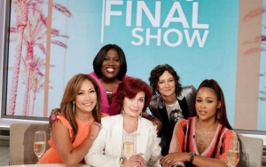 Sharon Osbourne Breaks Down in Tears on Sara Gilbert's Last Day on 'The Talk'