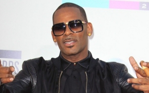 R. Kelly Seeks Donations to Employ Michael Jackson's Lawyer 