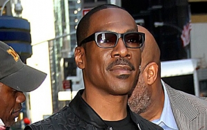 Eddie Murphy to Host Christmas Episode of 'Saturday Night Live'