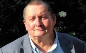 'Doctor Who' Writer Terrance Dicks Passes Away at 84