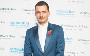 Orlando Bloom Overcomes Fear of Snake by Adopting One