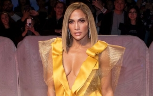 Jennifer Lopez Gets Ridiculed on Toronto Film Festival's Red Carpet for Wearing Fur