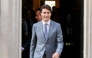 Video: Justin Trudeau Apologizes After Coming Under Fire for Old Brownface Photo