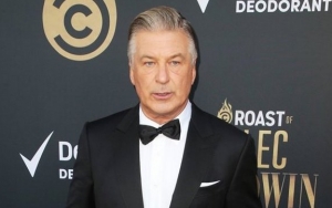 Alec Baldwin Curses Out After Falling Victim to Fake Statue of Liberty Tour