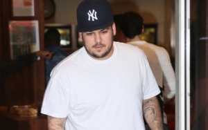 Watch: Rob Kardashian Shows Slimmed-Down Figure During Kim's Birthday Celebration