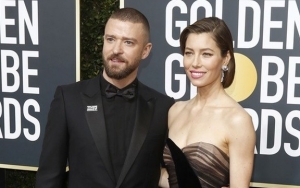 Jessica Biel Channels Blond Justin Timberlake in NSYNC and He Dresses Up as Her Microphone