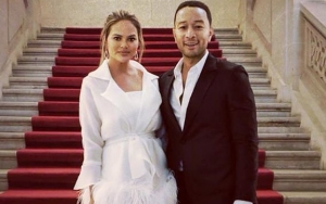 Chrissy Teigen Reveals the Romantic Reason Why John Legend Decides to Miss His Flight