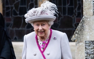 Queen Elizabeth II Thrills Anti-Fur Campaigners by Going Fur Free for First Time