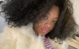 Summer Walker Accused of Faking Social Anxiety After Spotted Driving Car Pantless