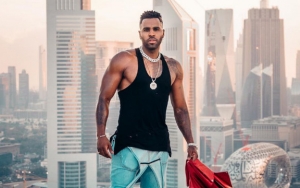 Jason Derulo Slams Instagram for Removing His Steamy Photo