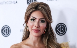 Farrah Abraham Slammed for Decorating the Christmas Tree in Lingerie 
