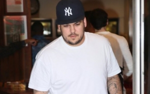 Read Rob Kardashian's Response to Fan Comparing His Christmas Decoration to 'The Shining'