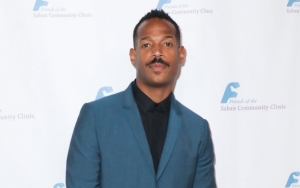 Marlon Wayans Gives Referees at Son Shawn's High School Basketball Game a Middle Finger