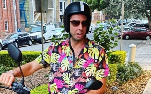 Example Forced to Pull Out of Australian Gig After Son Ruptured His Eardrum