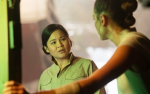 'Star Wars: The Rise of Skywalker' Writer Blames Carrie Fisher's CGI for Lack of Kelly Marie Tran 