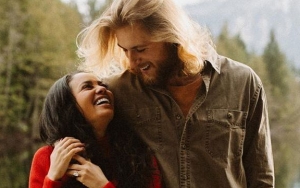 'Riverdale' Star Vanessa Morgan Marries Fiance in Florida