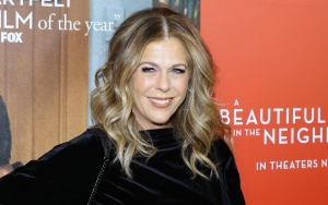 Rita Wilson Shares Distress Over Missing Hair and Makeup Artist Before Golden Globes 2020