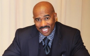 Video: Steve Harvey Throws Tantrum Over Pizza on His Birthday