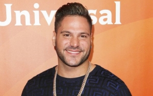 Woman Flashes Bare Breast to Ronnie Ortiz-Magro During His Hollywood Outing