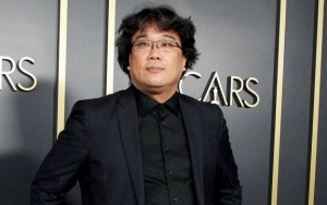 'Parasite' Director Battles 'Terrible' Jet Lag Due to Awards Season Success