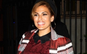 Eva Mendes Reacts to Troll Mocking Her Age With Grateful Comeback 