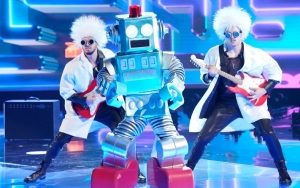 'The Masked Singer' Season 3 Premiere: Lil Wayne Is Revealed as the Robot