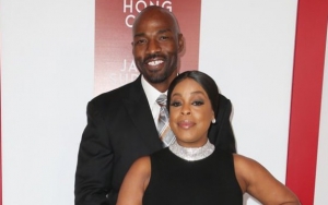 Niecy Nash Encourages Women to Walk in Their Truth in Emotional Awards Speech