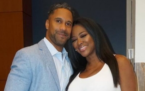 Kenya Moore Spotted Holding Hands With Estranged Husband