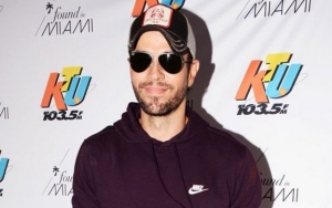 Enrique Iglesias Shares First Look at Newborn Baby