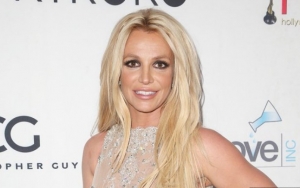 Britney Spears Trolled Over Her 'Old' Looks After Stepping Out Braless With Medical Boot