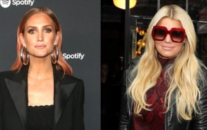 Ashlee Simpson Sings Praises to 'Inspiring' Sister Jessica for Candid Memoir