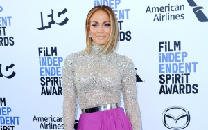 Jennifer Lopez Inspires Body Positivity Challenge With Bikini Pic