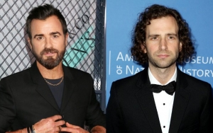 Justin Theroux Transforms Into Kyle Mooney's Fit Trainer in 'SNL' Sketch