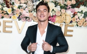 'Bachelorette' Star Tyler Cameron Seen Devastated in First Photo After Mother's Passing