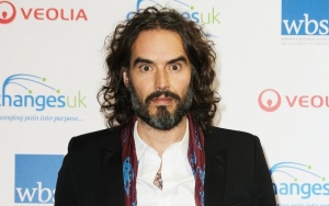 Russell Brand Worries About His Addiction While Stranded in Australia Due to Coronavirus