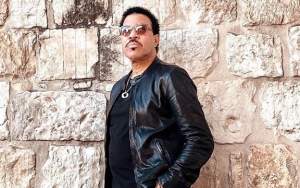 Lionel Richie Hopes to Revamp 'We Are the World' in Light of Coronavirus Pandemic