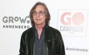 Jackson Browne Regrets Attending Love Rocks NYC Benefit After Testing Positive for Coronavirus