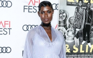 Pregnant Jodie Turner-Smith Calls Out Paparazzi and Blogs Over Fake Story