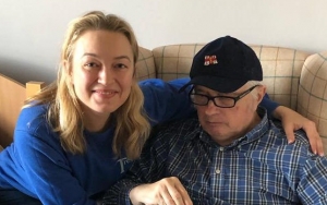 Sophia Myles Urges People to Give Smile to Others After Father Died From Coronavirus