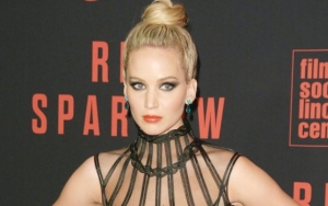 Jennifer Lawrence Encourages Voting-at-Home Amid Coronavirus Pandemic