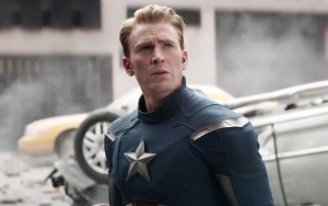 Chris Evans Persuaded to Take on 'Captain America' by His Mother