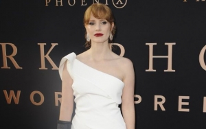 Jessica Chastain Sends Vegan Burgers to New York Healthcare Workers Battling COVID-19