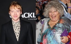 Rupert Grint and 'Harry Potter' Co-Star Treat 'Inspiring' COVID-19 Midwife to Surprise Virtual Visit