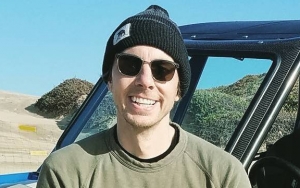 Dax Shepard Operating Himself Amid Coronavirus Lockdown