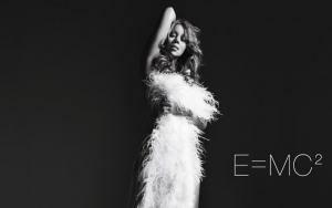 Mariah Carey Moved by Fans' Effort to Get 'E=MC2' Back to Top of iTunes Album Chart
