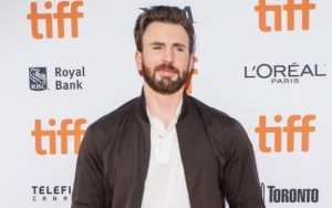 Chris Evans Makes First Instagram Post Offering Chance to Hangout With 'Avengers' Co-Stars